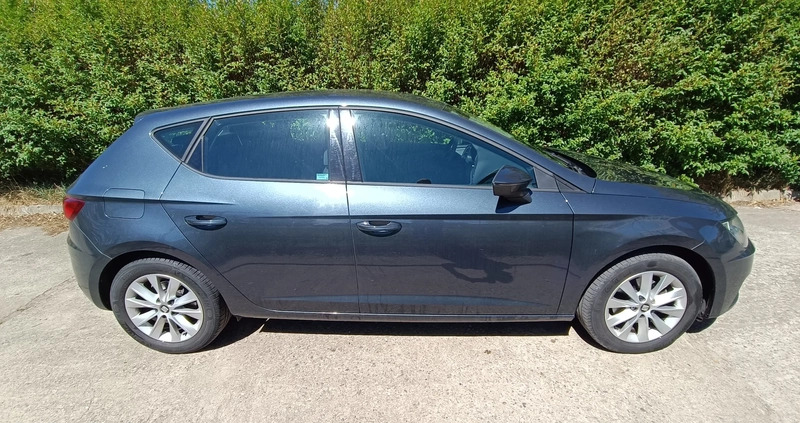 Seat Leon cena 51900 przebieg: 152310, rok produkcji 2019 z Wrocław małe 379